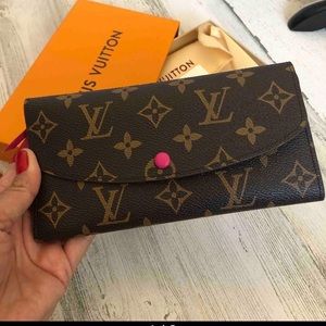 Wasp 978-421-6868 glory Everett Massachusetts